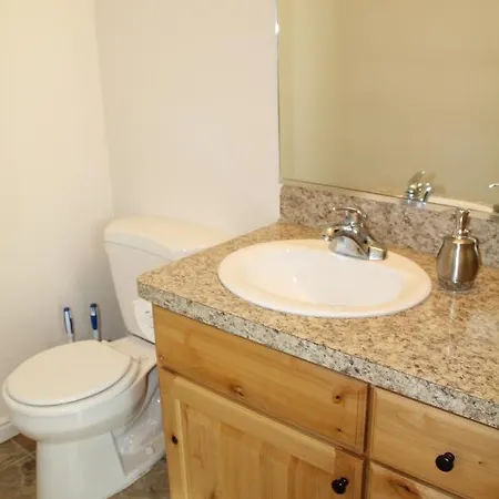 3 Queen Beds, 1 Twin Bed, 2 Rooms, 1 And A Half Bath, Self Check-In, Flexcation Equipped Idaho Falls Exterior photo